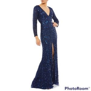 NWT Mac Duggal Embellished Sequin Beaded Maxi Dress